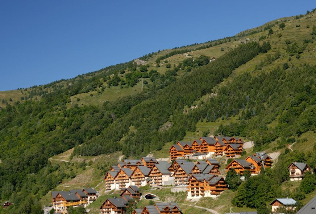 Residence Odalys Le Hameau Et Les Chalets De La Vallee D'Or Valloire Exterior foto